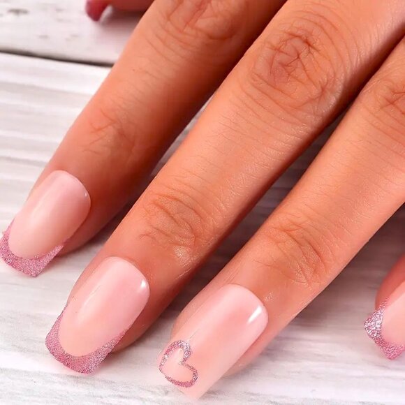 Nails Pink Glitter Heart Press On Style 24 Fake Glam Trendy Stylish Reusable - Picture 1 of 5